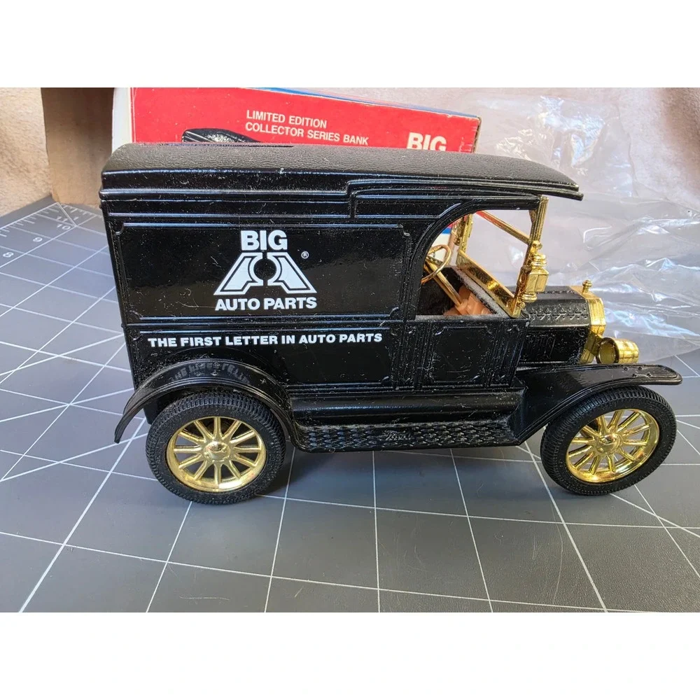 Ertl 1917 Ford Model T Delivery Van Bank Big A Auto Parts Limited Edition 1/25